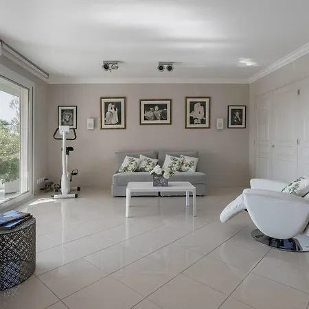 Le Bleuet Medicis & Sea View & 50m Plage & Clim & Piscine Apartmán Cannes