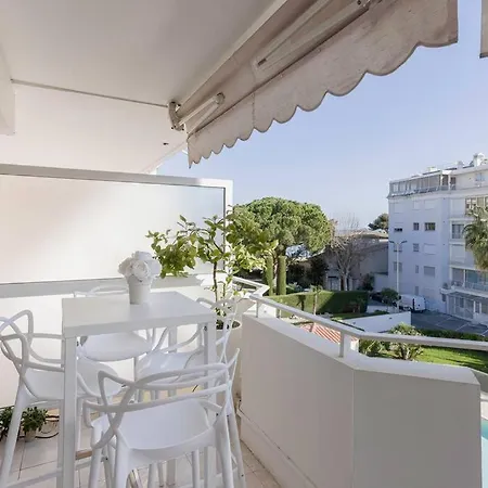 Apartmán Le Bleuet Medicis & Sea View & 50m Plage & Clim & Piscine Cannes