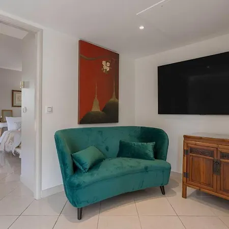 Apartmán Le Bleuet Medicis & Sea View & 50m Plage & Clim & Piscine *
